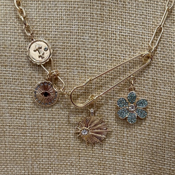 💎  Evil Eye Paperclip Necklace - Picture 5 of 7